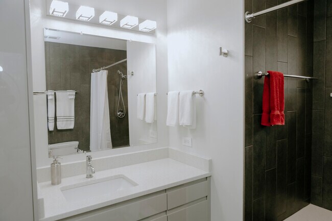 Photo - 608 N Emerson Ave