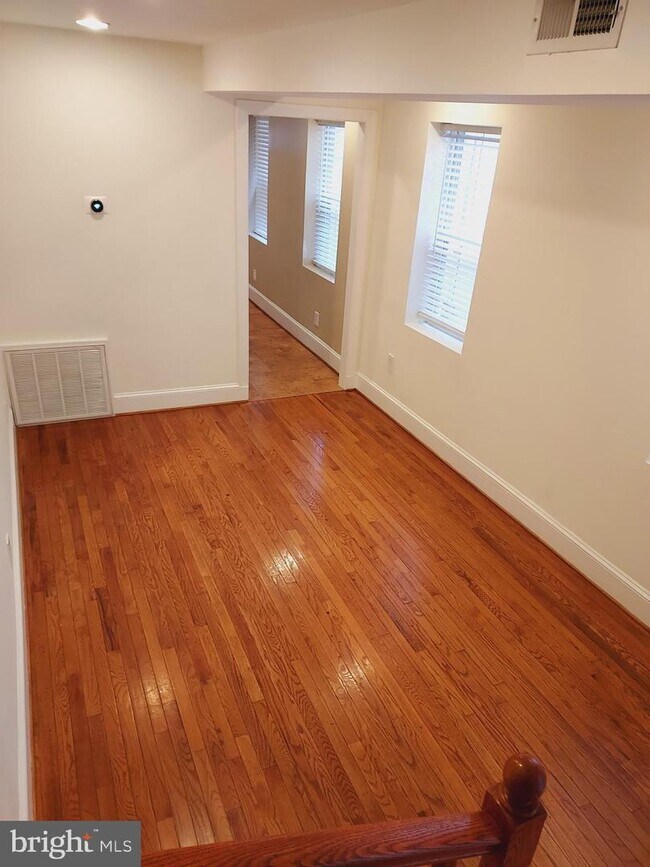 Photo - 235 S Ann St