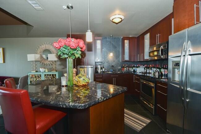 Photo - 3505 Sage Rd Unit 3003
