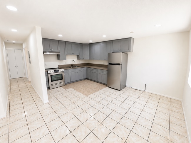 Photo - 441 Sycamore St Unidad 441 Sycamore Street #C