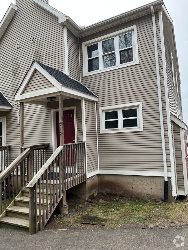 Building Photo - 173 Russo Ave Unit 612 Rental