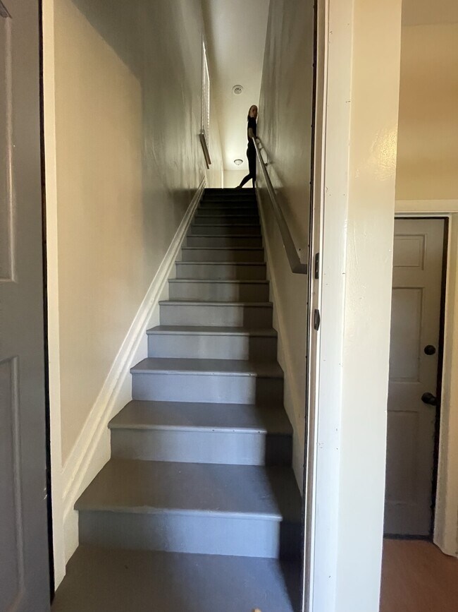 437 Loras Unit 2 Condo Condo for Rent in Dubuque, IA