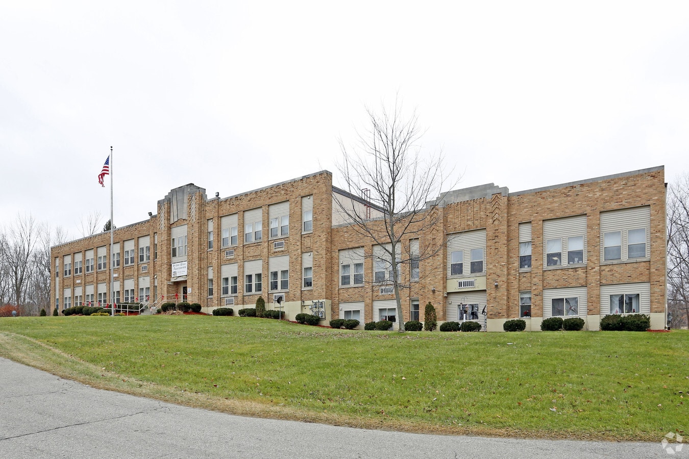 Photo - School Place Senior Apartments