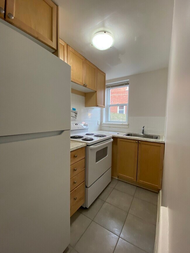 Photo - 20-28 Chapleau Av