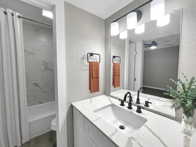 Photo - Hyde Park Place