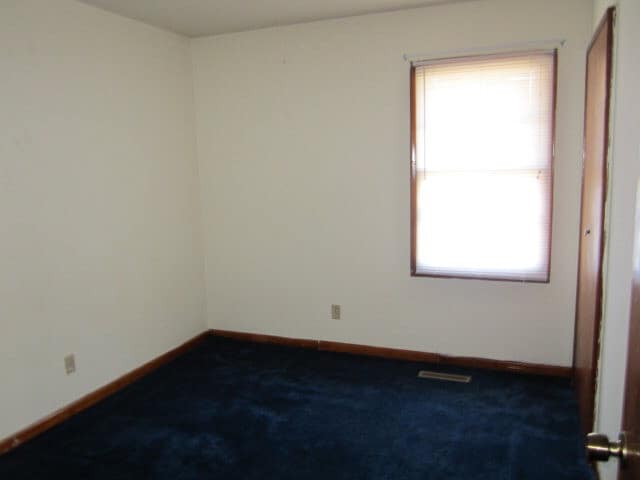 Photo - 161 Sharyn Ln