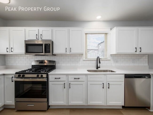 Photo - 1000 King Ave