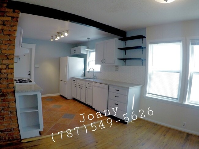 Photo - 2051 Bunts Rd