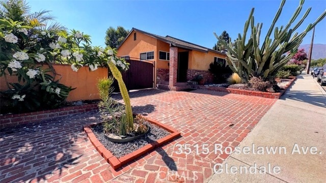 Building Photo - 3515 Roselawn Ave Rental