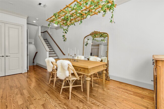 Photo - 3302 Audley St Unit 124