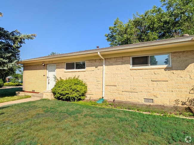 Building Photo - 1238 Janes Ln Rental