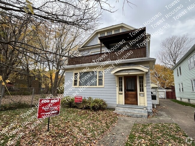 Building Photo - 16 Lorraine Ave Unit Upper Rental