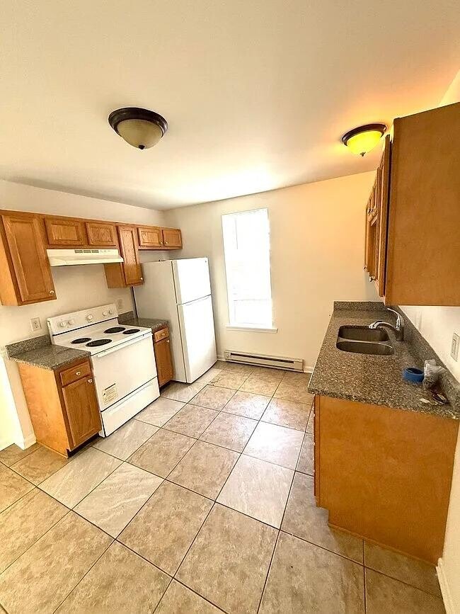 Building Photo - 32 S Mulberry St Unit 3