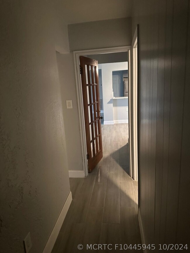 Photo - 6101 Plunkett St