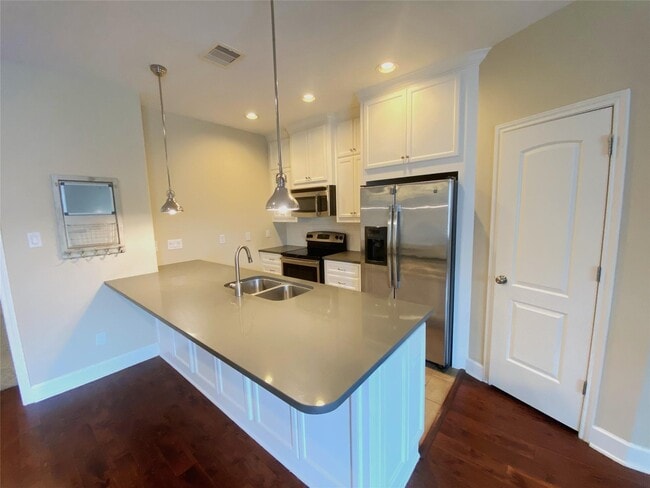 Photo - 305 Felt Cir