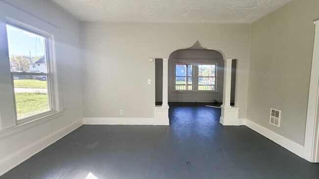 Photo - 9707 Dickens Ave Unit 1