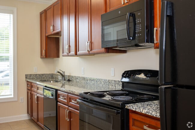 The York - 1 habitación, 1 baño - 841 pies cuadrados - Cocina - Palisades of Lincolnton