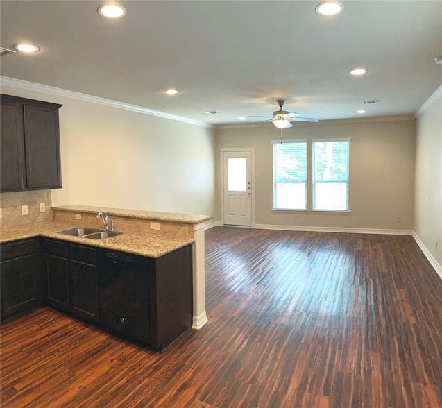 Photo - 295 Woodland Hills Dr Unidad B