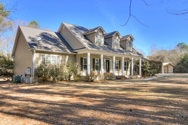 Photo - Large House on 3.5 Acres in Harlem