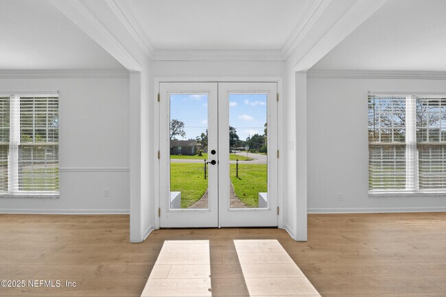 Photo - 6201 Grayling Dr