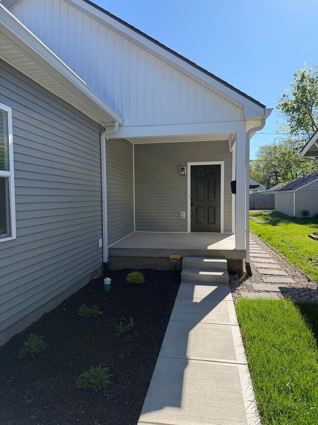 Photo - 4521 Norwaldo Ave Unit A