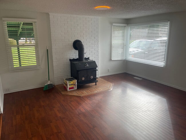 Photo - 3508 SE 5th St