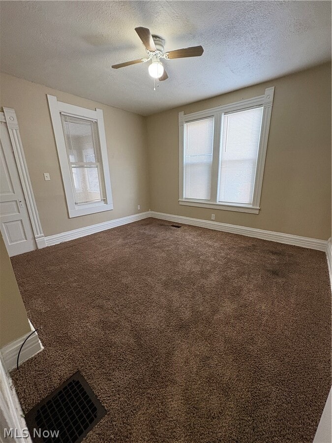 Photo - 107 E 2nd St