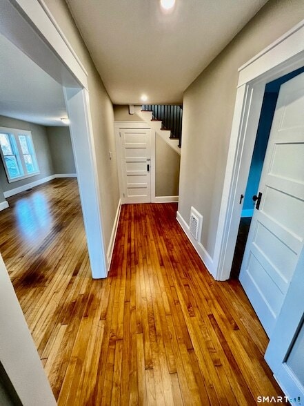 Photo - 29 E Main St