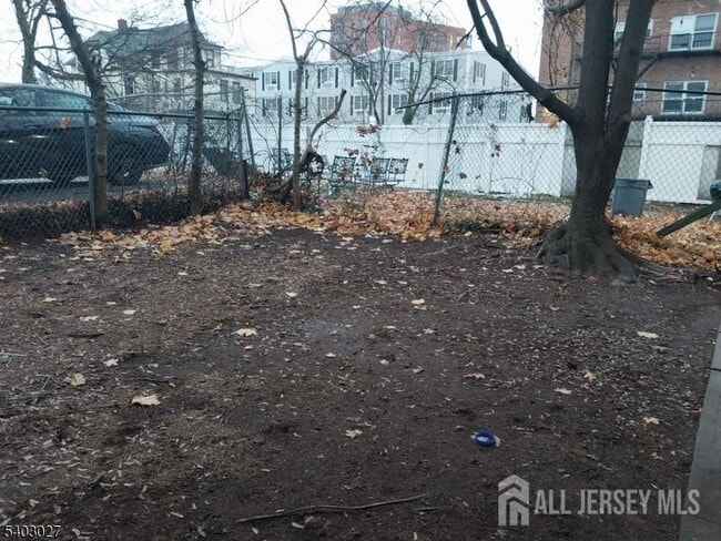 Photo - 97 Easton Ave