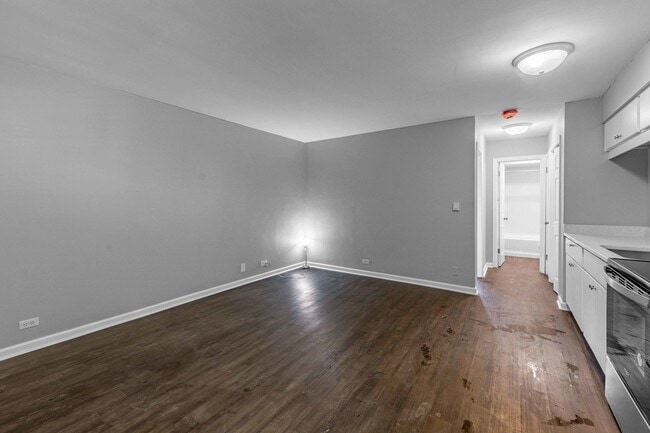 Photo - 7201 W Wellington Ave