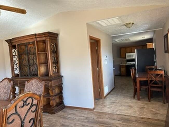 Photo - FURNISHED RENTAL, 3 bedroom with 4 car garage