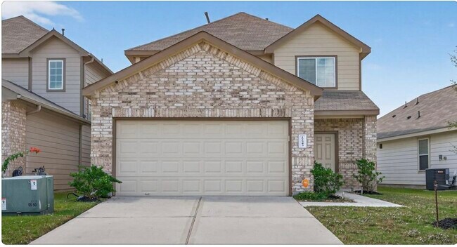 Photo - 17543 Desmond St