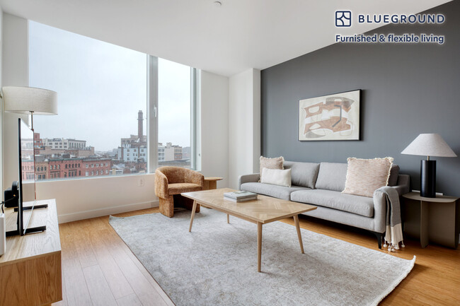 Photo - 311 W Illinois St Apartamento Unidad FL10-ID834