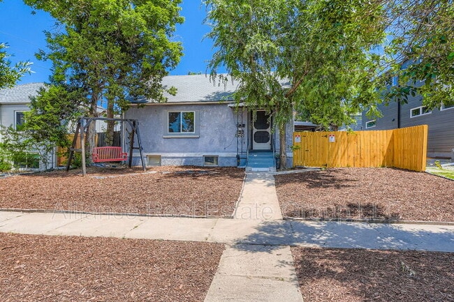 Photo - 2110 S Sherman St House