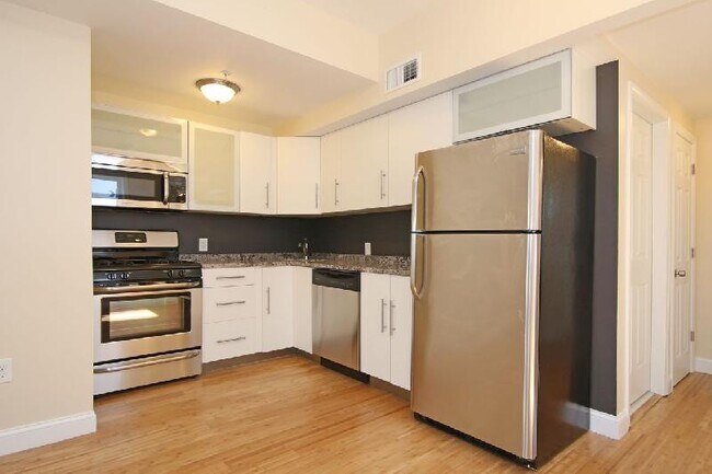 Photo - 45 Orleans St Unidad 3