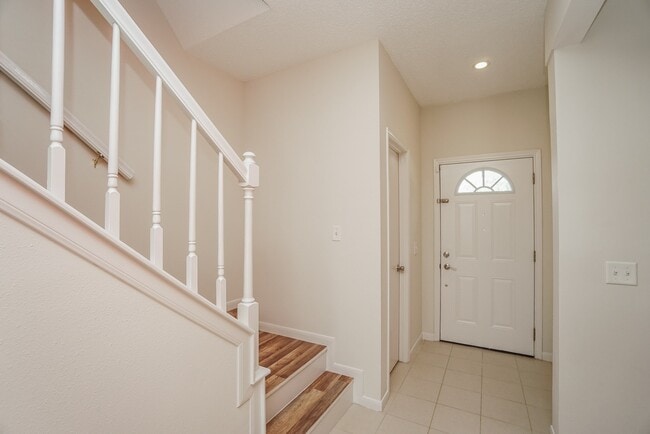 Photo - 2910 Grants Lake Blvd Unidad 1505