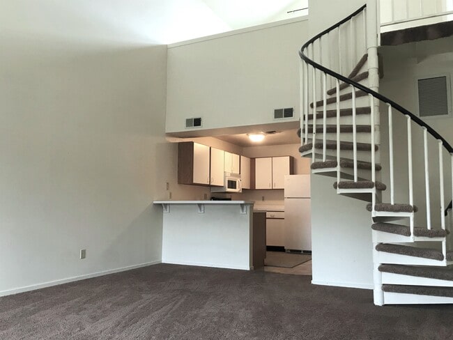 Photo - 7606 Westward Way