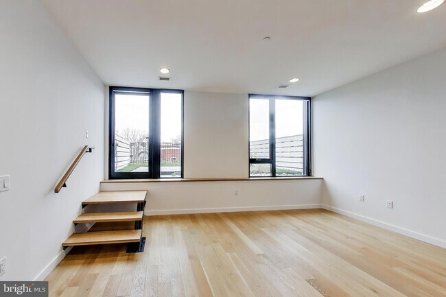 Photo - 57 N St NW Unit 414