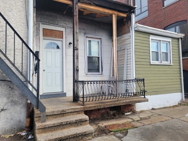 Photo - 920 Marion St Unidad 2