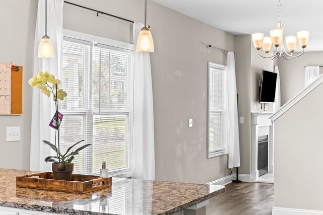 Photo - 1535 Grey Cliff Run