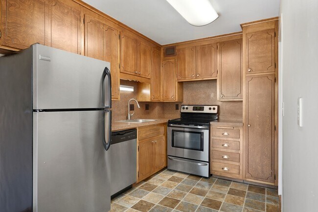 Photo - Boulevard 100 Apartments