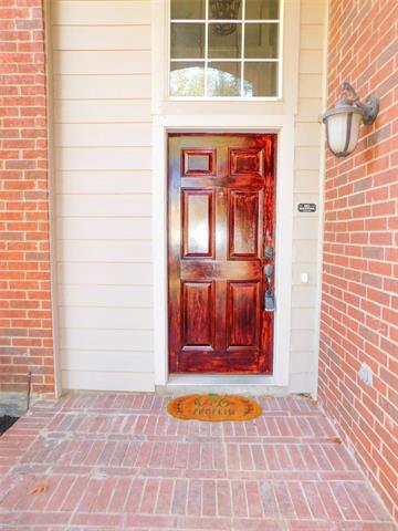 Photo - 2724 Hereford Rd