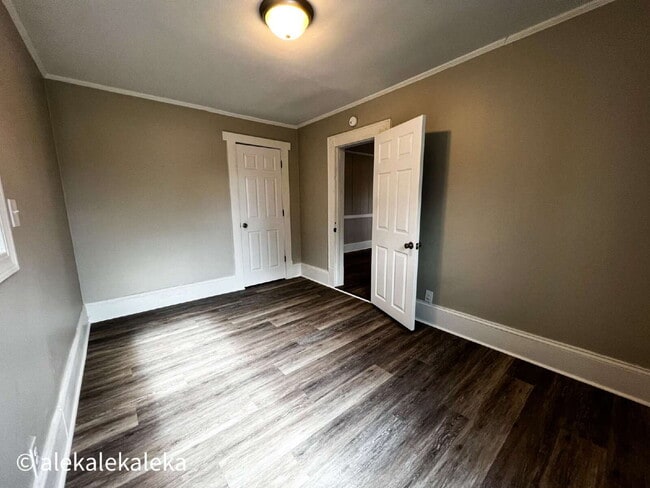 Photo - 1113 W Webb Ave