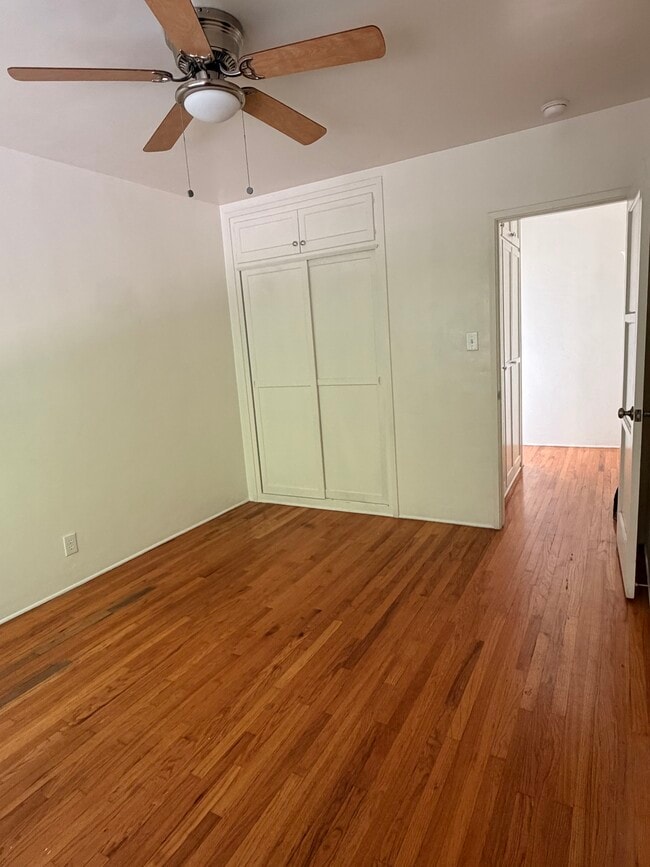 Photo - 11675 Magnolia Blvd Unit 2