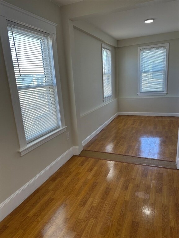 Building Photo - 78 Harriet St Unit 2 Rental