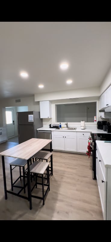 Photo - 2222 W Morningside Dr