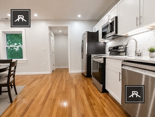 48 Greycliff Rd Unit 2