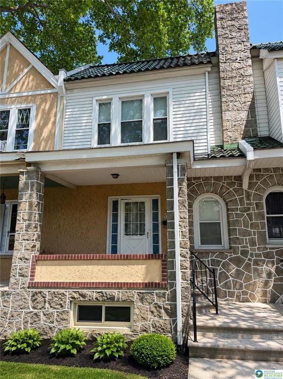 Photo - 519 N St George St