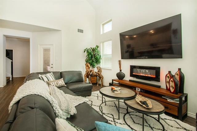 Photo - 2168 Miramar Dr