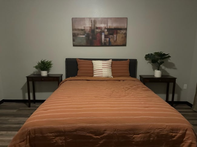 Photo - 1806 Superior Ct